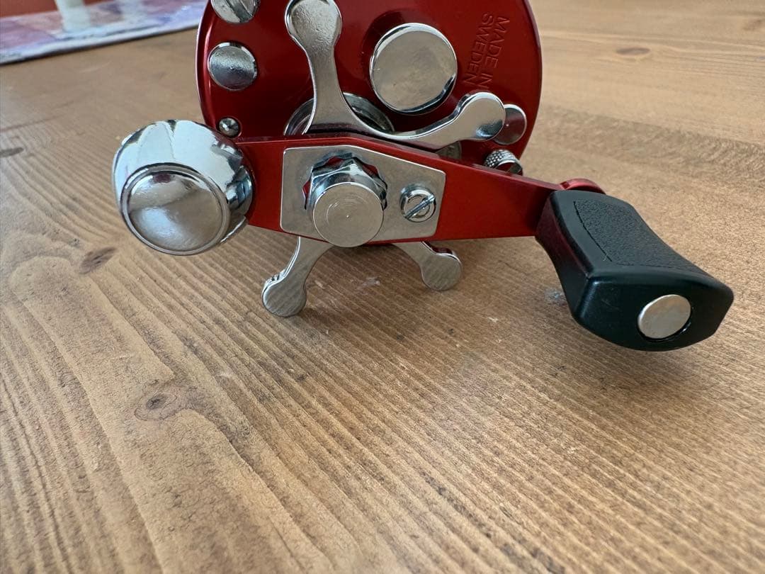 アブガルシア アンバサダー 2500c レッド ポパイ - メルカリ