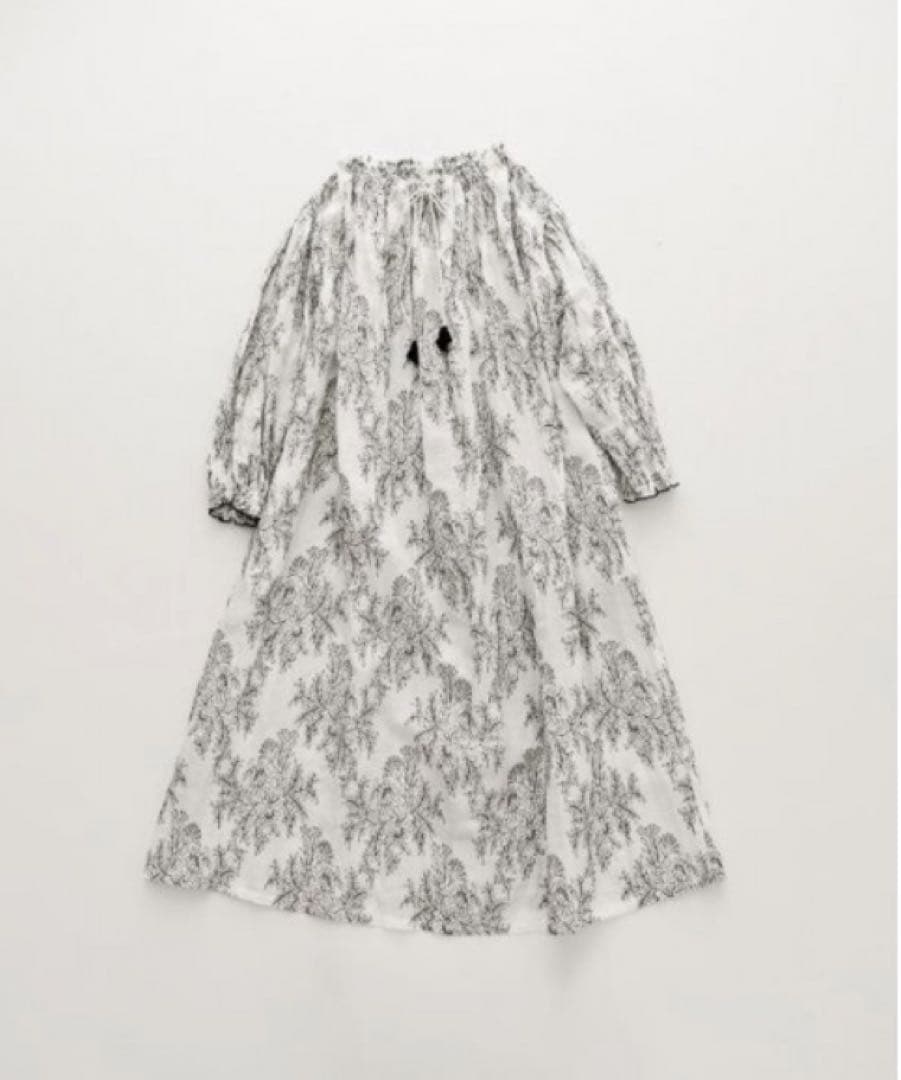 nest Robe エンブロイダリーリネン ワンピース staff diary［25］ | ONLINE SHOP | nest Robe Shop Blog | nest Robe