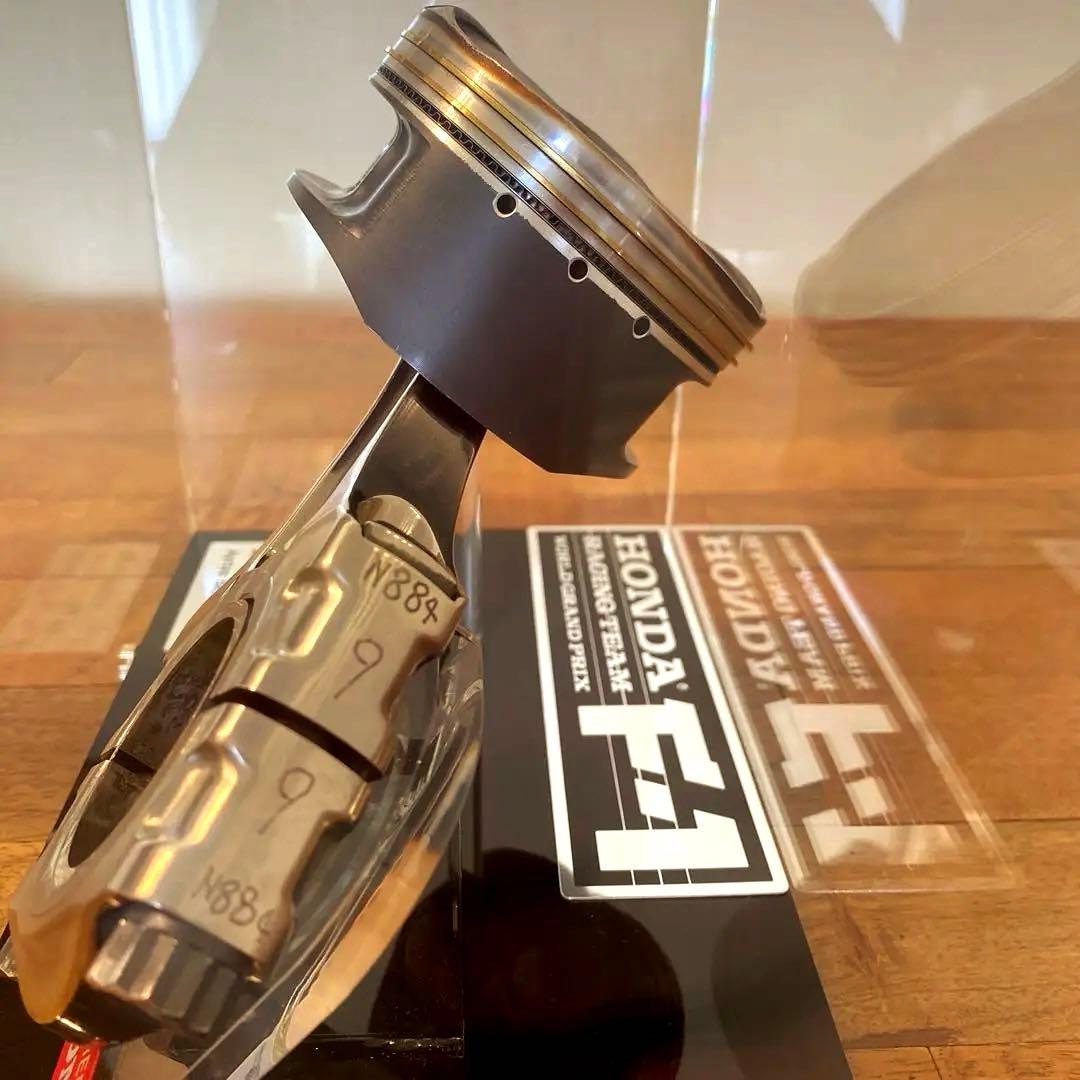 アイルトンセナ使用 ホンダエンジンパーツ RA122E/B - メルカリ