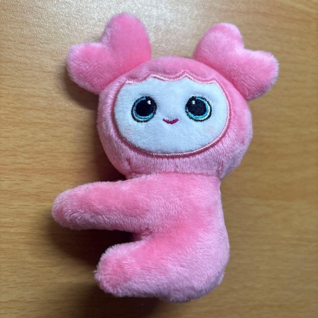 即日発送】TWICE MISAMO モモ モブリー だきつきマスコット - メルカリ