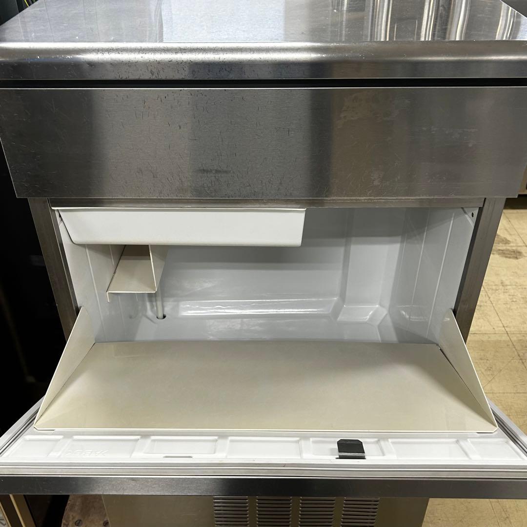 3623 大和冷機 製氷機 DRI-110LMV1◎110㎏タイプ◎三相200V - メルカリ