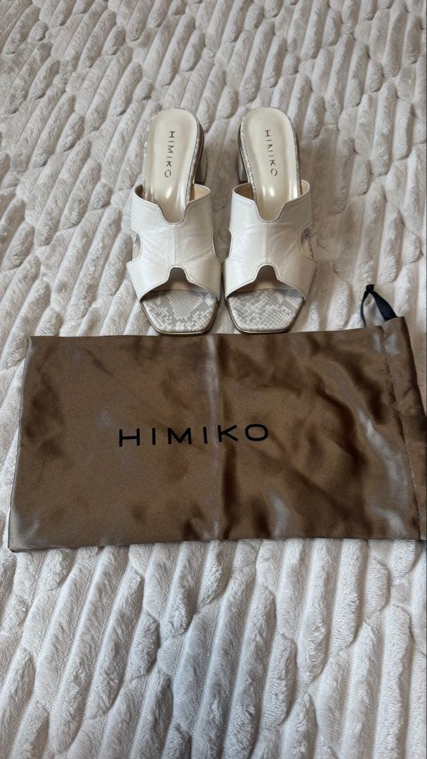 HIMIKO オープントゥ ホワイトミュール 本革(シープ) - メルカリ