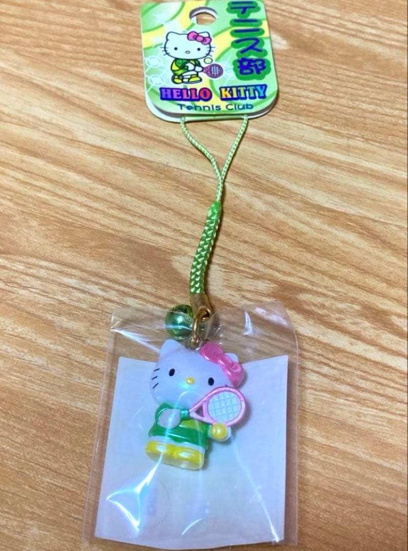 ハローキティ レア テニス部 ストラップ ねつけ - メルカリ