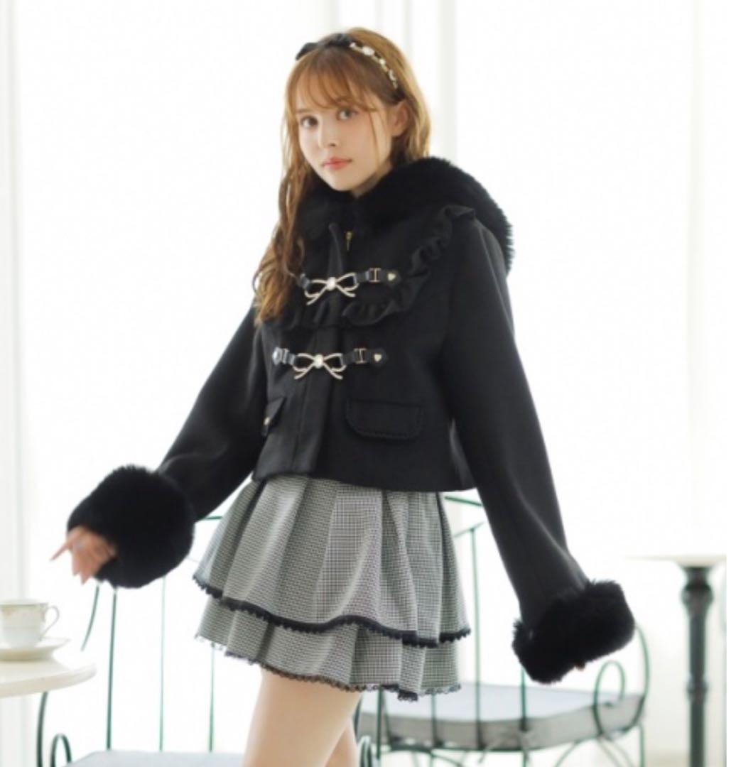 LIZLISA リズリサ ビジューリボンショートフードコート - メルカリ