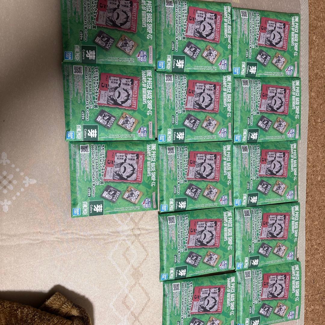 ONE PIECE BASE SHOP くじ アクリルブロックチャーム賞 ONE PIECE BASE SHOPくじ アクリルブロックチャーム賞 ルフィ他 - メルカリ