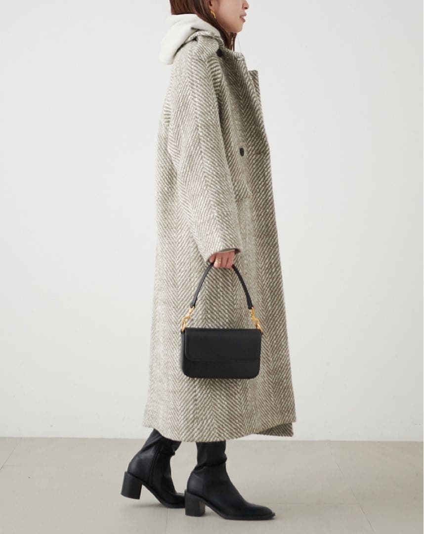 ミラオーウェン Mila Owen ヘリンボーン柄ストラップダブルコート