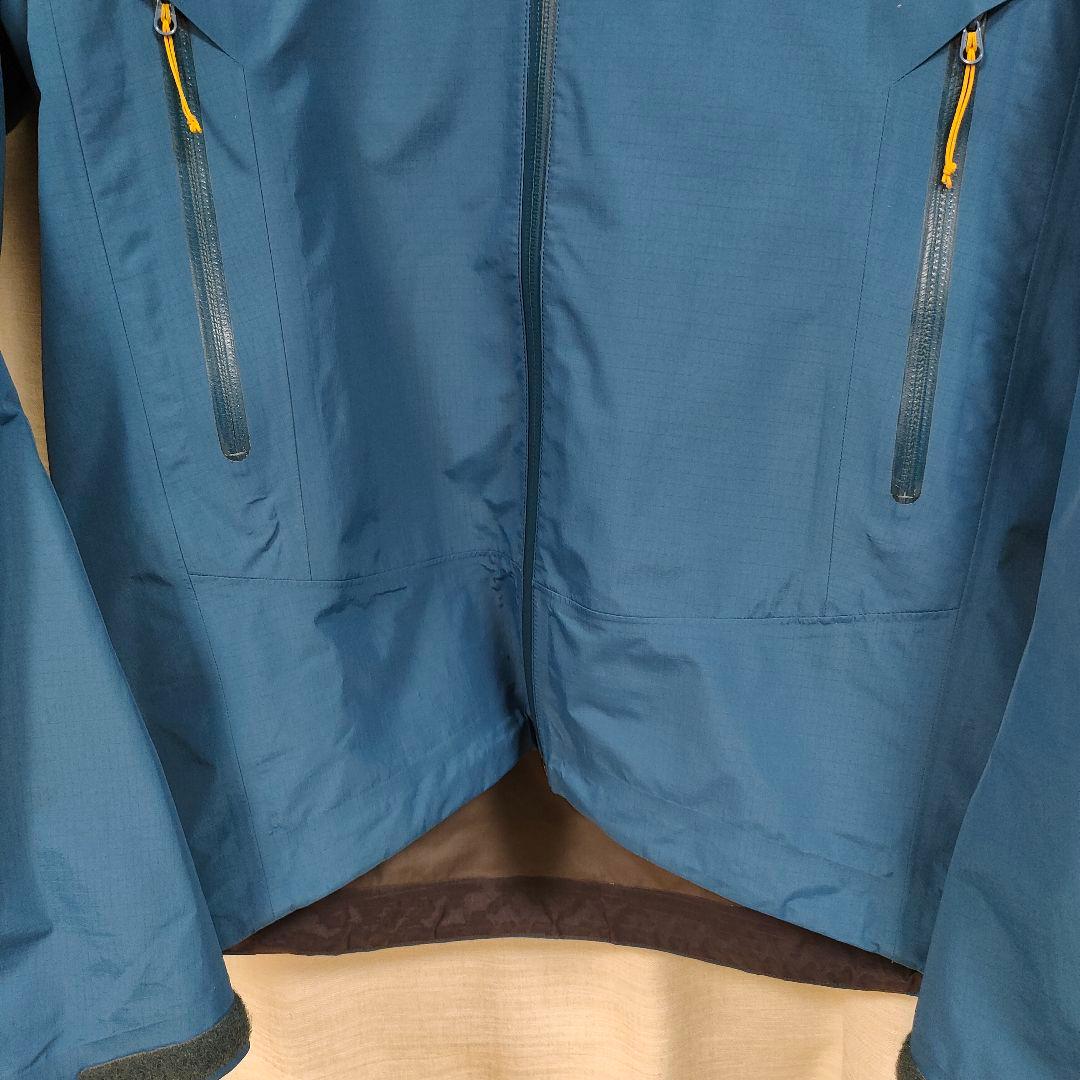 アークテリクス ベータSL レギオンブルー S 金刺繍 24K ネイビー