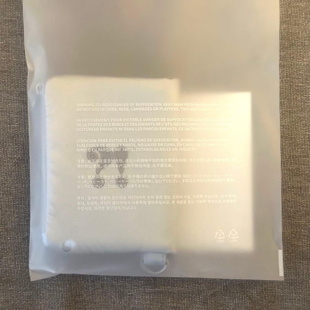 Are You Sure!? パスポートポーチ - メルカリ