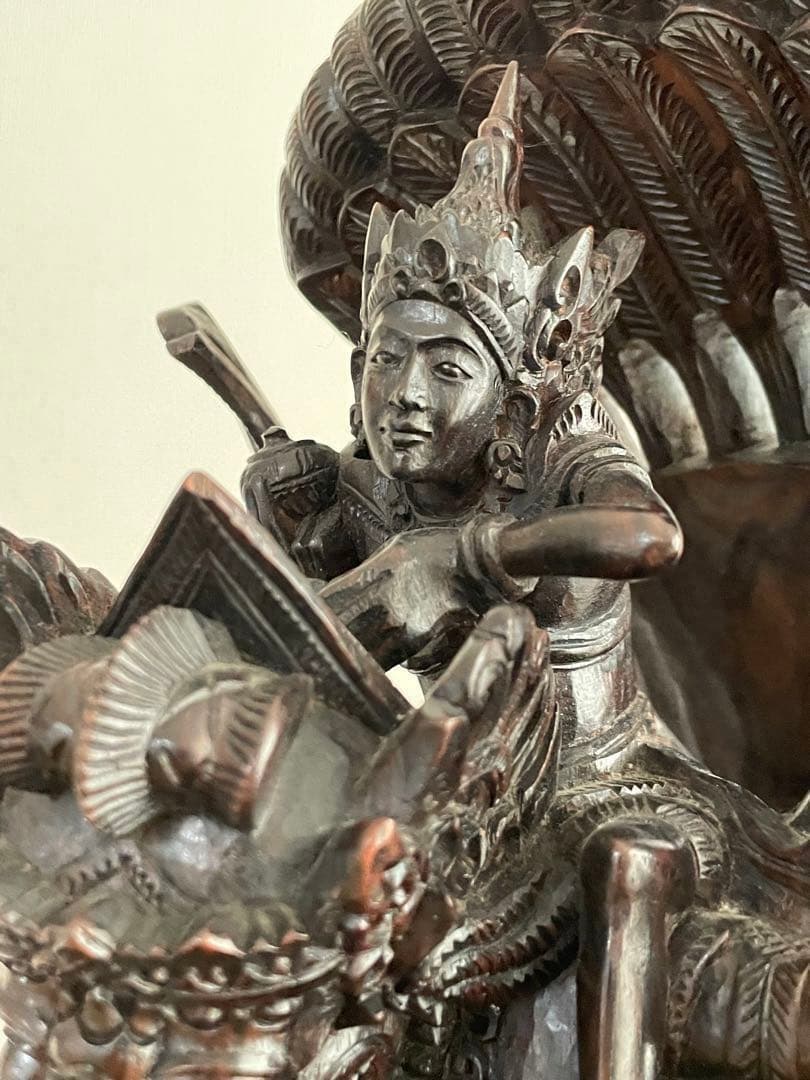 作家名入り】霊鳥ガルーダに乗るヴィシュヌ神、インドネシア、バリ島