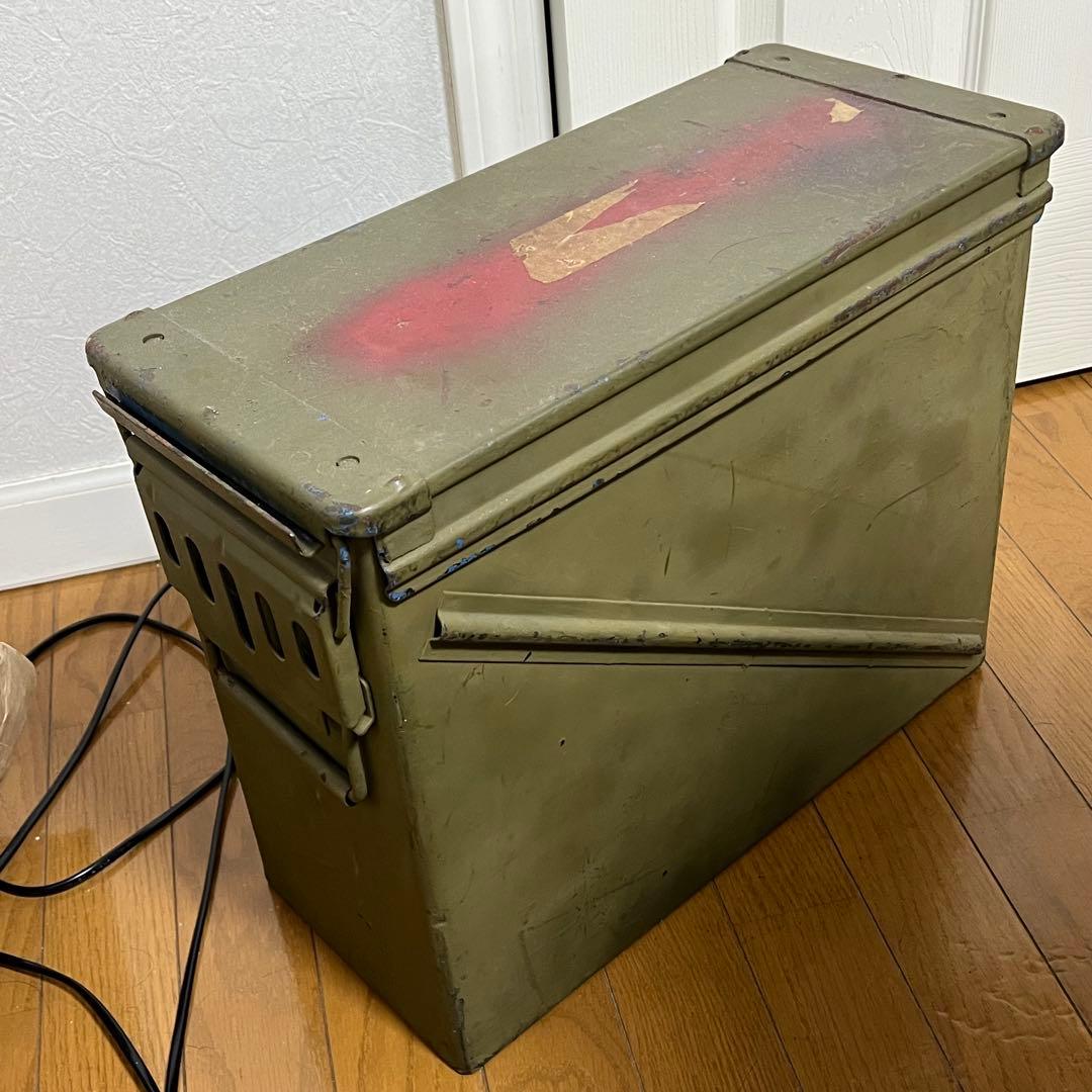 アンモボックス本物　米軍基地より重機関銃弾薬入れ　大サイズ 楽天市場】米軍タイプ アンモボックス 50CAL BX107YN 弾薬箱 アーモ缶
