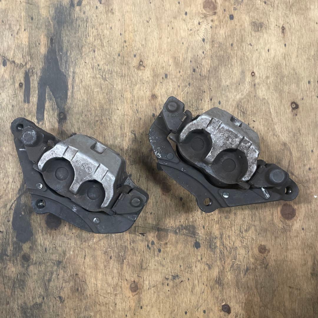 送料無料】XJR400 純正フロントブレーキキャリパー 左右 - メルカリ