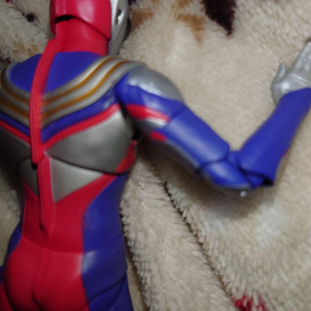 ひび割れあり】SHF 真骨彫製法 ウルトラマンティガ マルチタイプ 初版