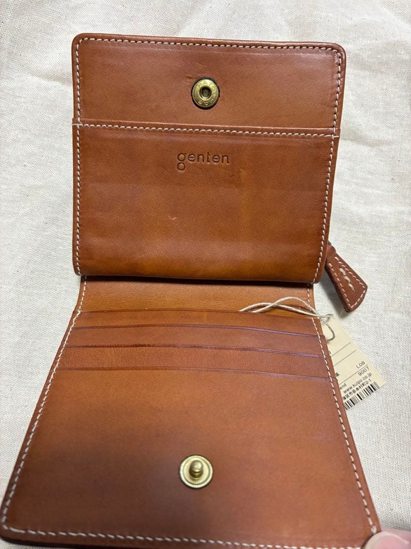 《新品•タグ付き》genten ゲンテン 二つ折り財布 ブラウン レザー　希少