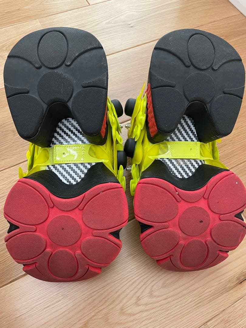 ノワールケイニノミヤ Reebok ポンプフューリー 23.5cm