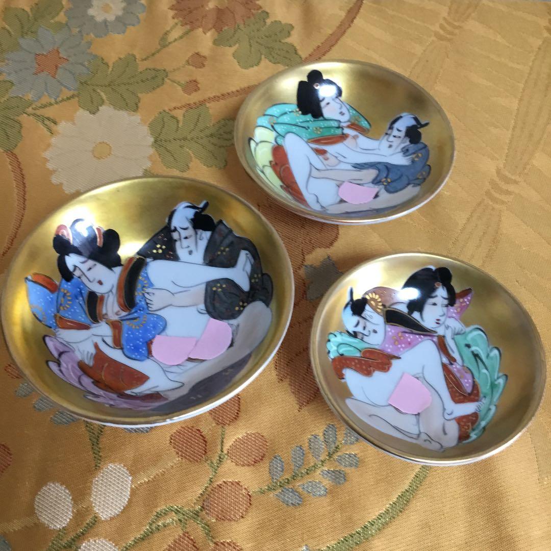 九谷焼 浮世絵 春画 金彩3点セット 箱入り - メルカリ