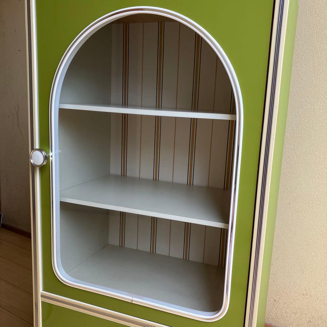 昭和レトロ／家具／レトロポップ／アーチ窓／インテリア／食器棚