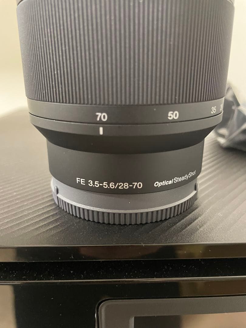 新品 SONY FE 28-70mm F3.5-5.6 OSS ズームレンズ