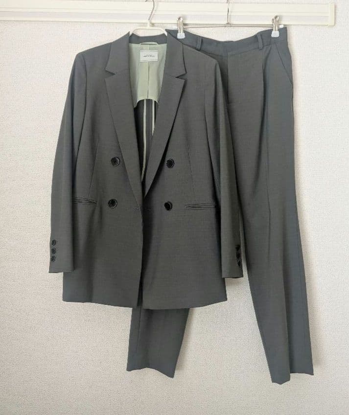 グリーンレーベルリラクシング カチリラ パンツスーツ 38 - メルカリ