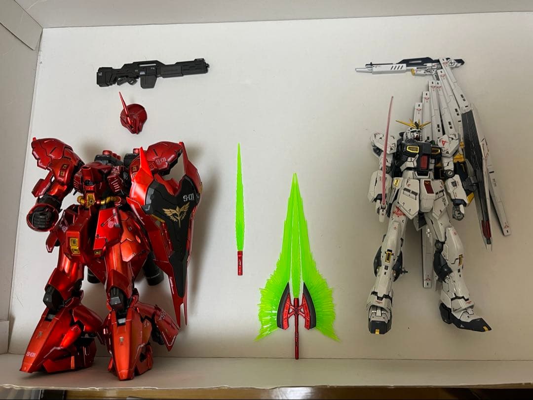 RG νガンダム　サザビー　ジャンク RG νガンダム サザビー 完成品 ジャンク｜Yahoo!フリマ（旧PayPayフリマ）