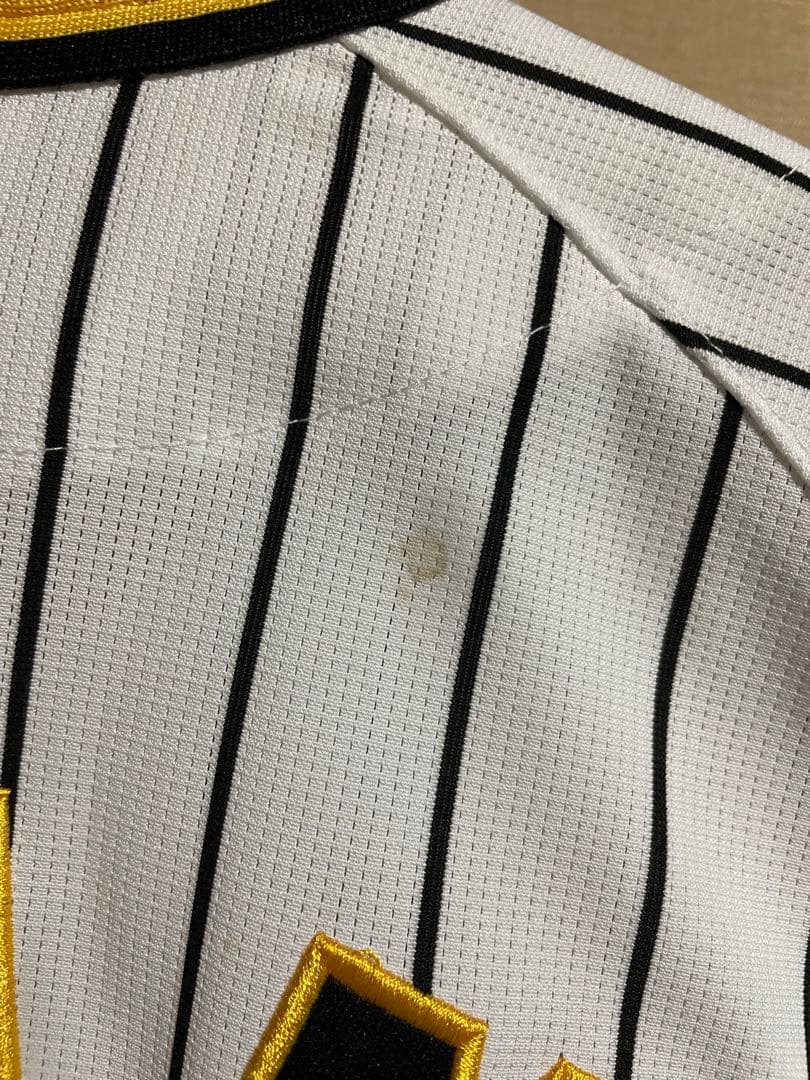 阪神タイガース ユニフォーム 黒 木浪 Oサイズ おまけのユニフォームも