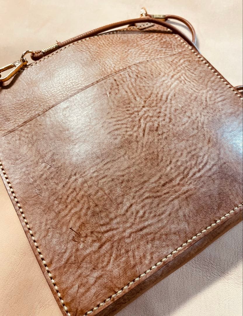 工房企画品】 イタリアンレザー アラスカ革のサコッシュ、マルチケース