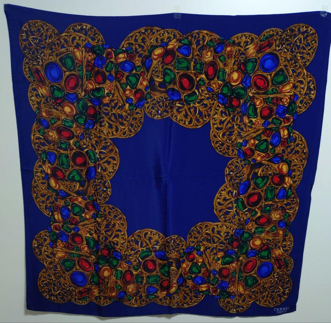 ［ゆな］シャネル CHANEL青色 宝石模様 スカーフ 約85cm 楽天市場】シャネル CHANEL スカーフ ブルーxブラックxホワイト 100