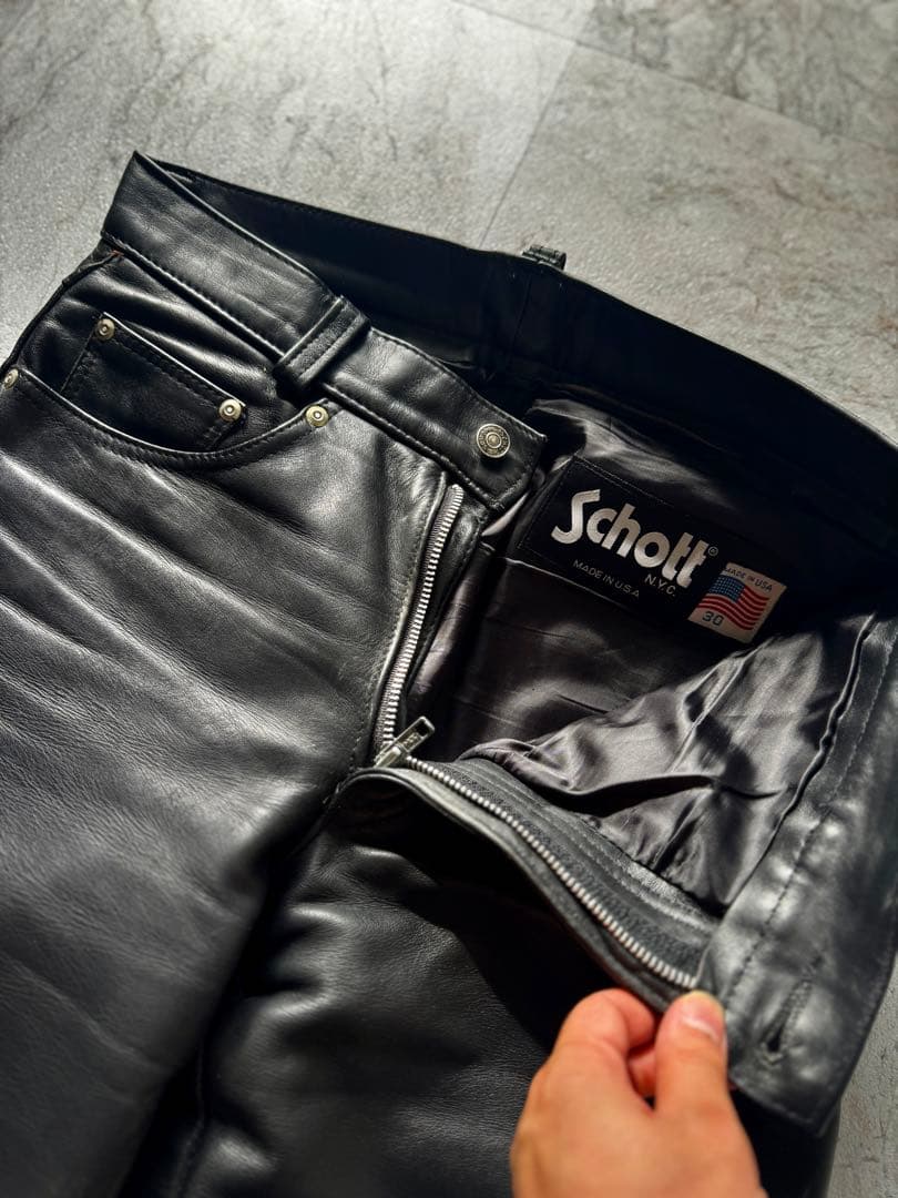 Schott ショット レザーパンツ Lサイズ 牛革 上質レザー - メルカリ