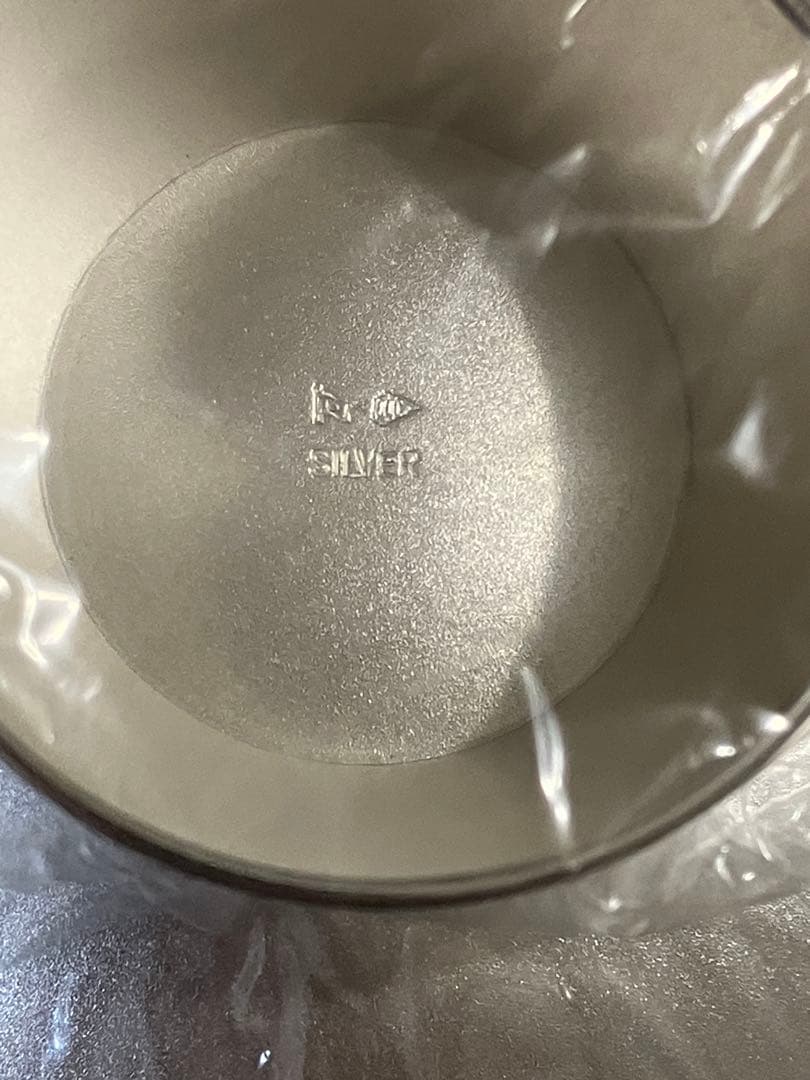 内閣総理大臣贈 銀杯 （桐紋） 純銀 140g - メルカリ