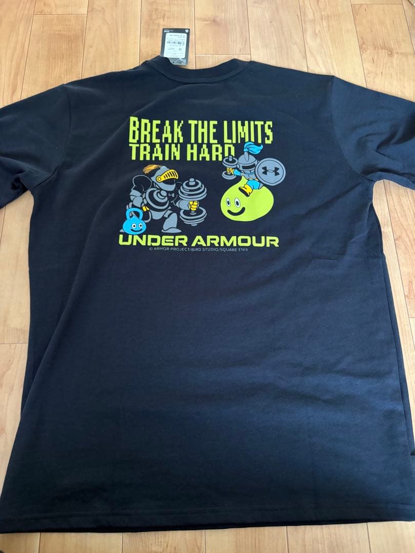 新品】UNDER ARMOUR アンダーアーマー ドラクエコラボTシャツ LG
