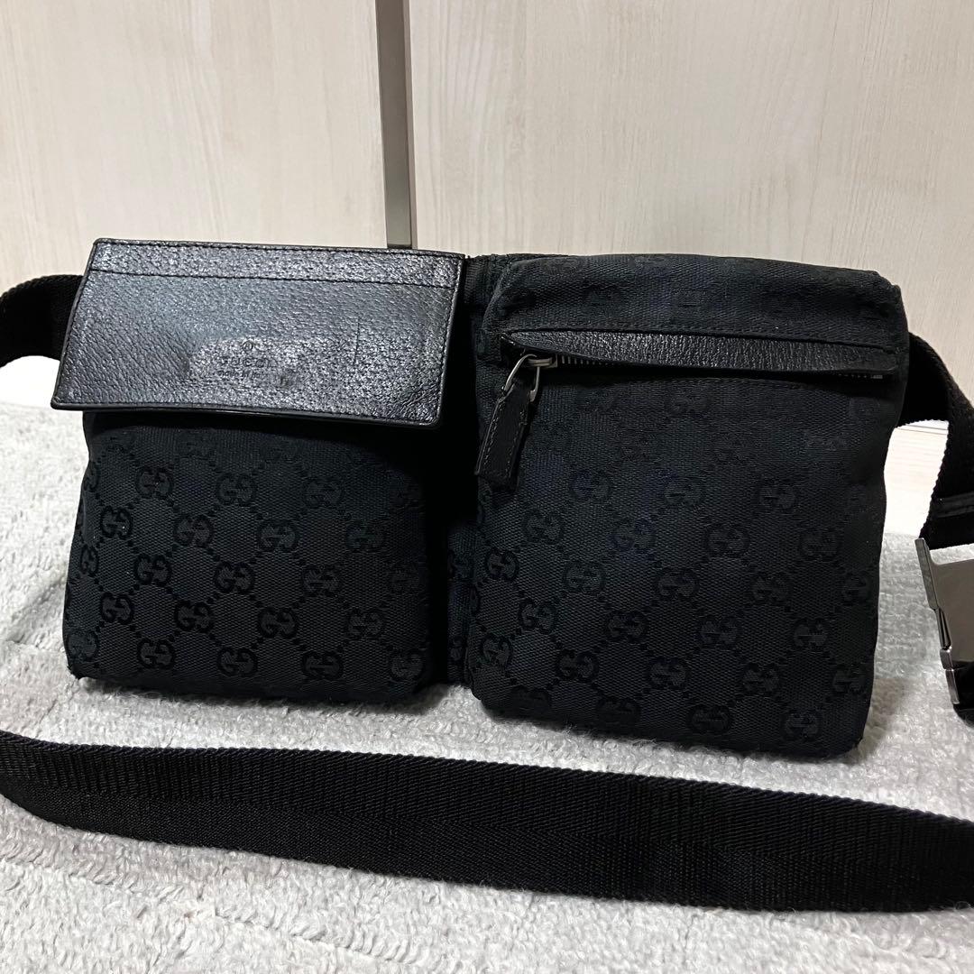 グッチ［ボディバッグ］GGキャンバス　クロスボディ　ショルダーバッグ　ブラック GGキャンバス スモール クロスボディバッグ ・ブラック GGスプリーム