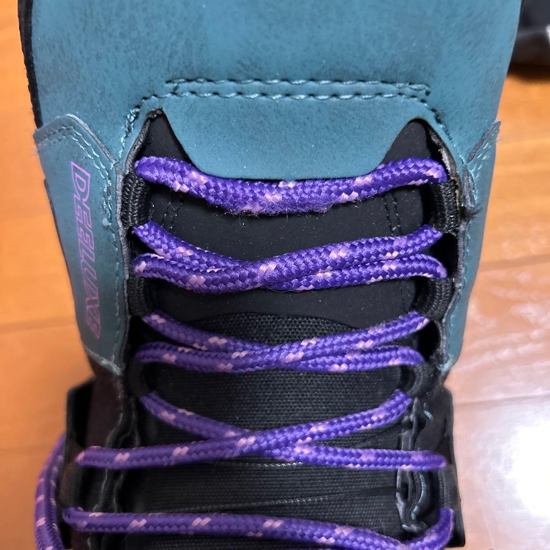 24-25 ディーラックス エクスプローラー 26.5cm