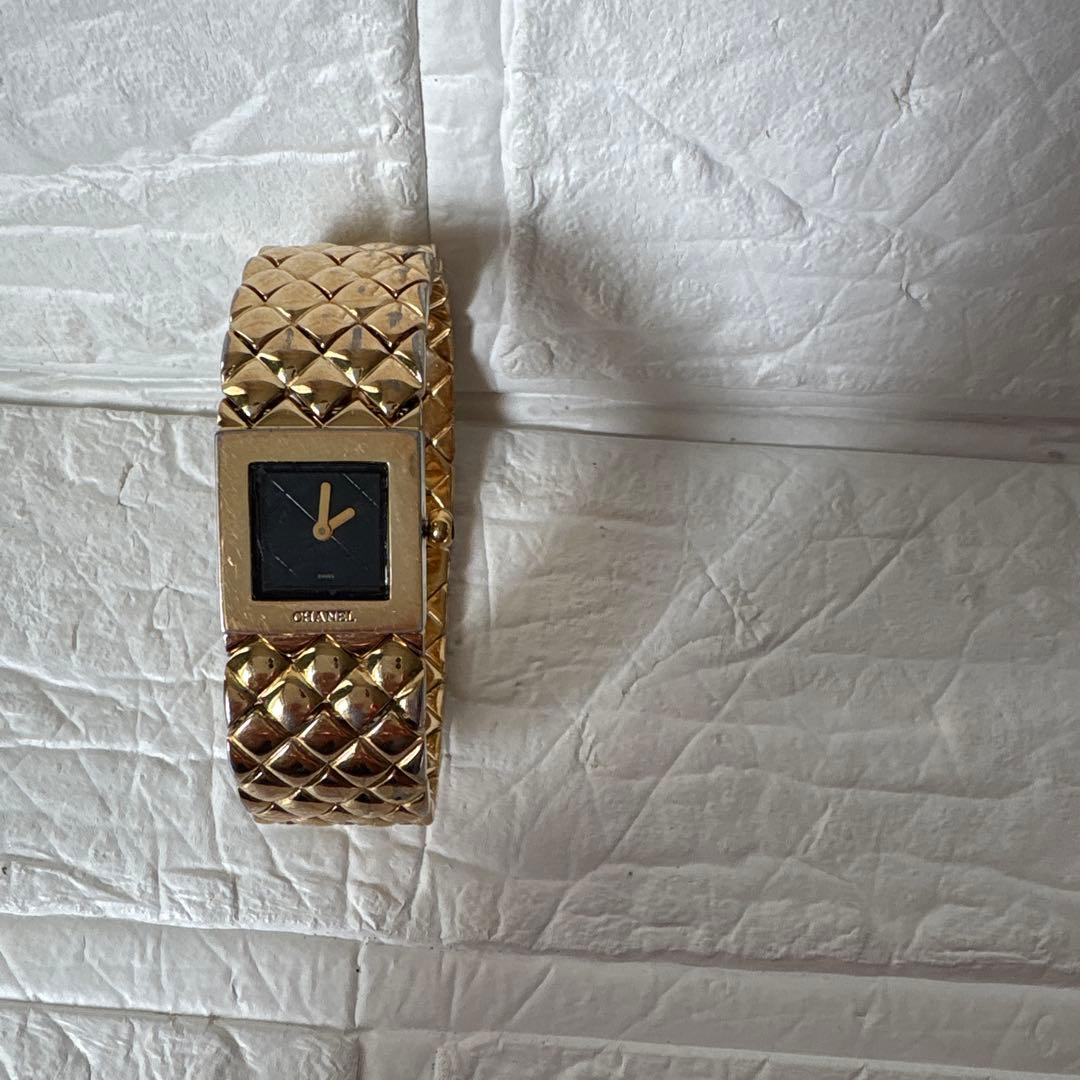 ジャンク CHANEL レディース腕時計 スイス製 FB 50290 - メルカリ