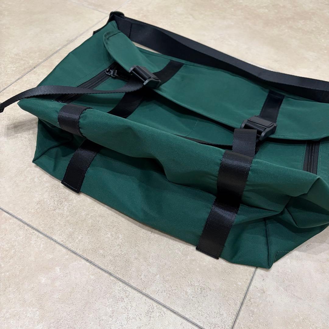 shinzone別注 AMIACALVA メッセンジャーバッグ グリーン - メルカリ