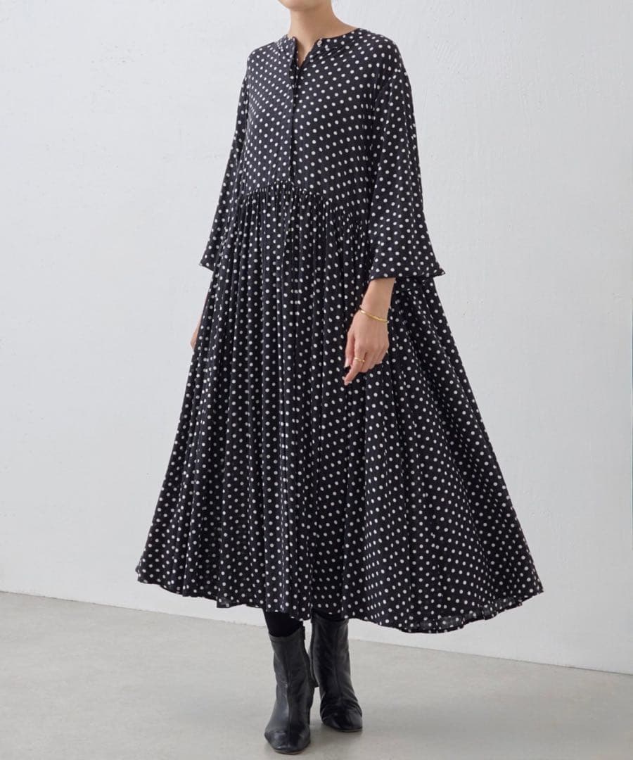 BEARDSLEY ビアズリー　ドットギャザーボリューム袖ワンピース BEARDSLEY（ビアズリー） ワンピース ドットギャザーワンピース