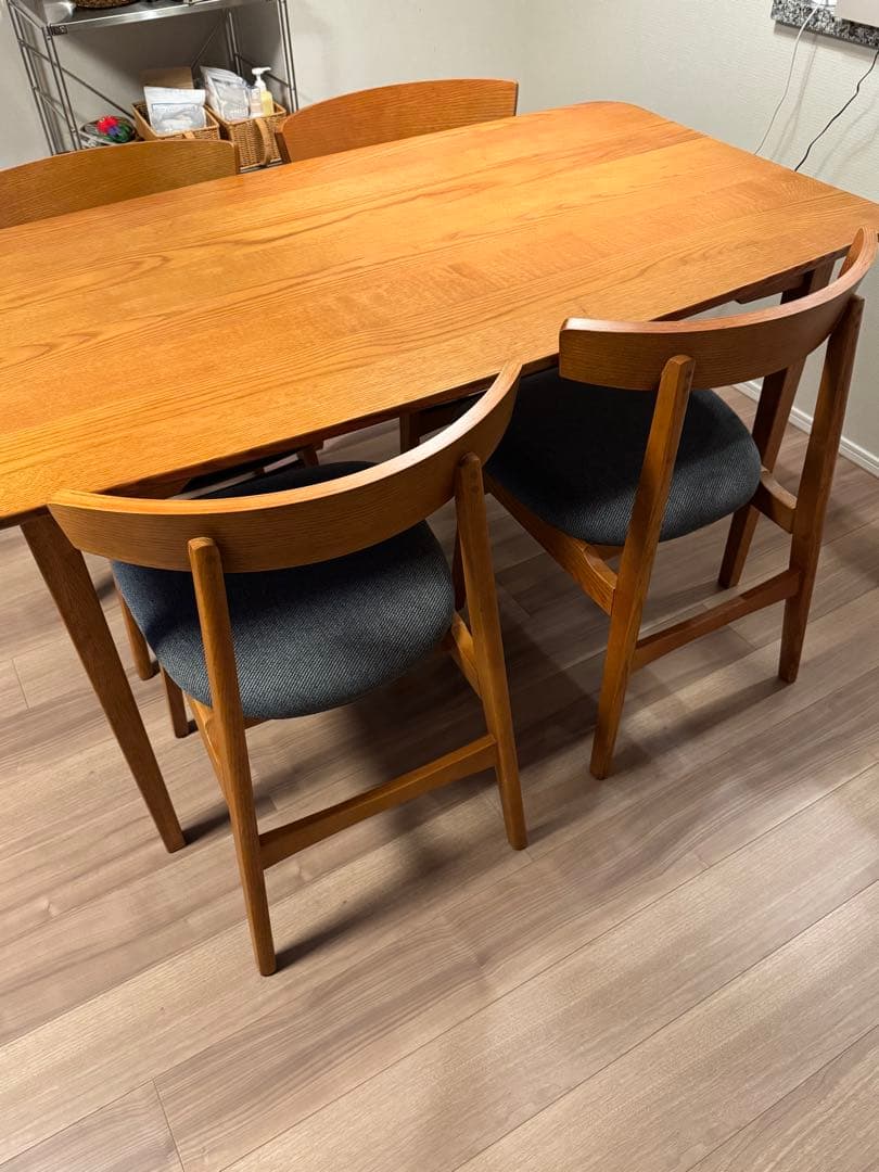 美品】ウニコ TOVE トーヴ ダイニングテーブルのみ | Shop at Mercari