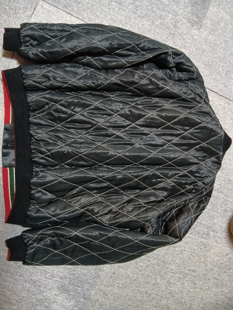 ロ*ん様 テーラー東洋 ハチドリ ナスカの地上絵 リバーシブル - メルカリ