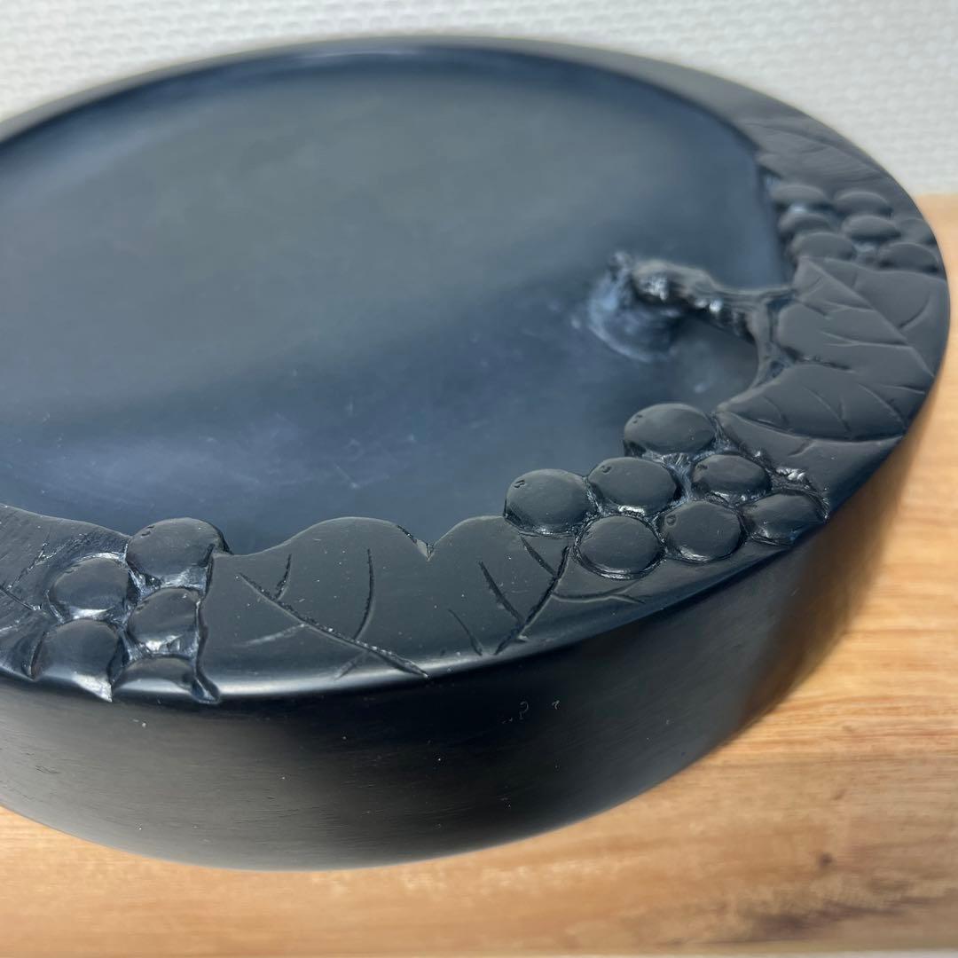 ⭕️奥山朝陽　大型硯　径18cm葡萄刻研　雨畑硯　芳龍閣本舗　名工　望月秀峰