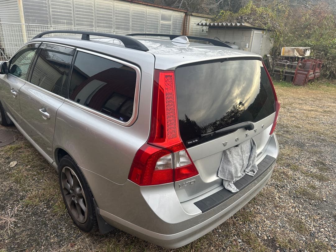 フ*ノ様 2010年式　ボルボ　V70 2.5LT