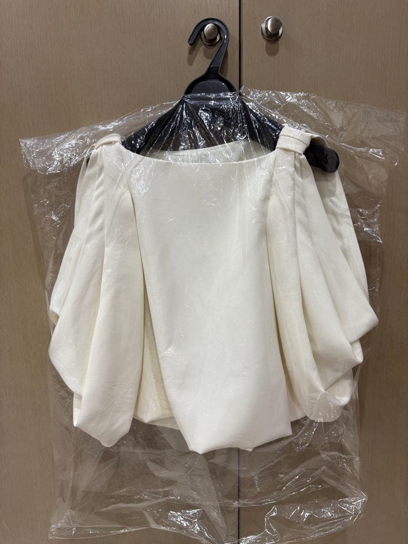 新品】LAUBE BLANC Drape SleeveBalloonTops - メルカリ