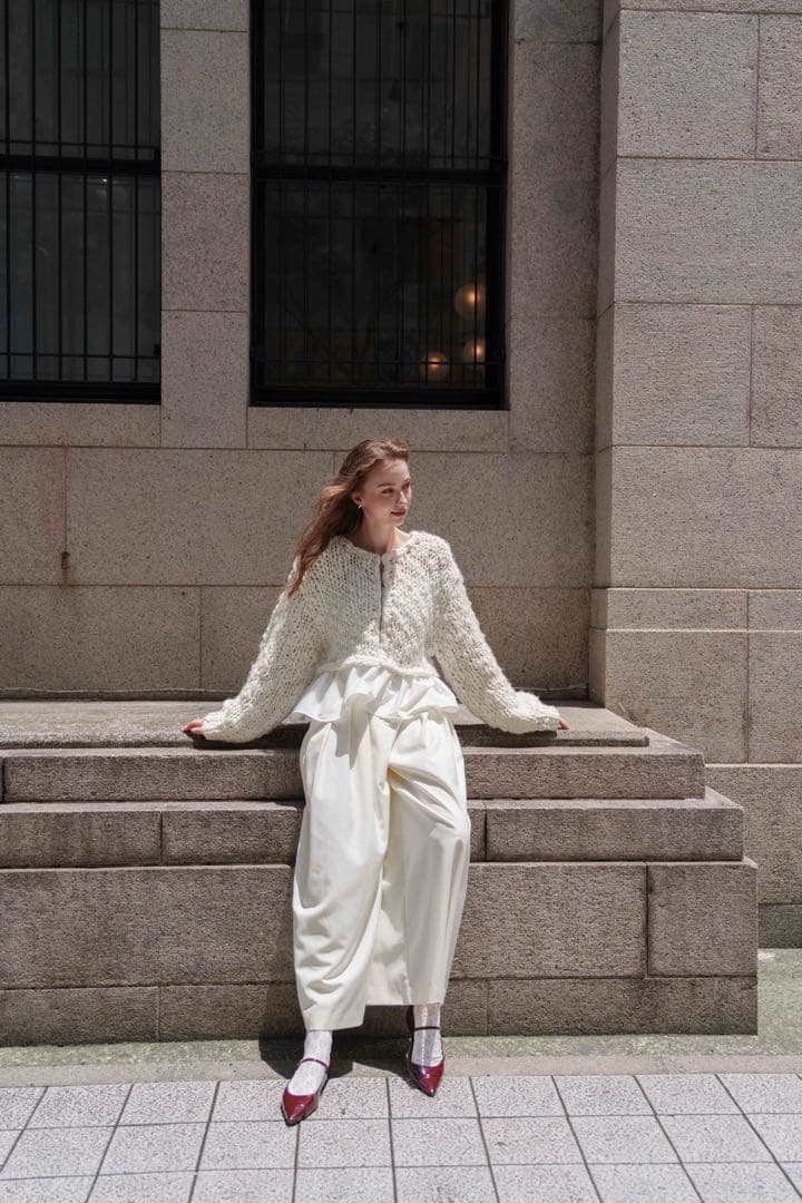 Acka. frill hand knit cardigan新品未使用タグ付き - メルカリ