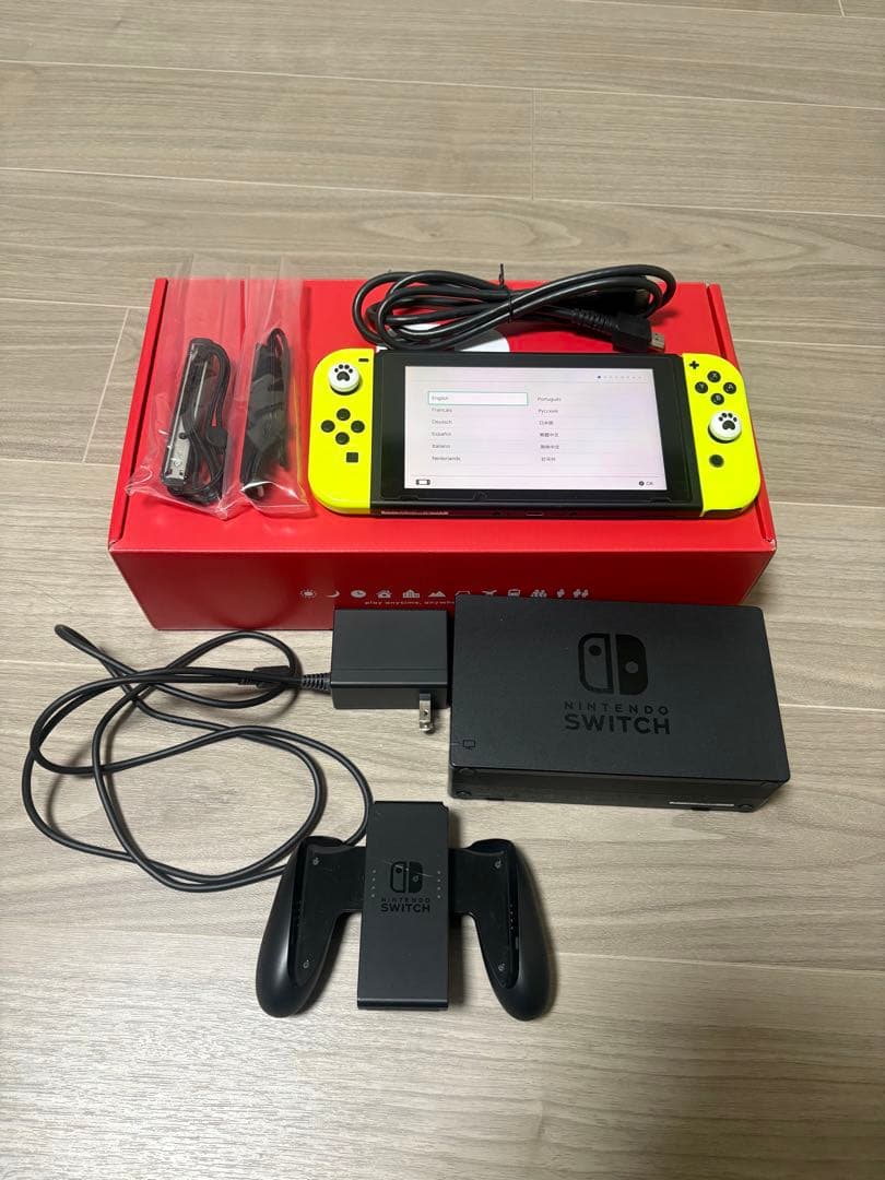 【完全動作品】ニンテンドースイッチ ネオンイエロー（おまけ付き） Amazon.co.jp: 【任天堂純正品】Joy-Con(L) ブルー/(R) ネオンイエロー