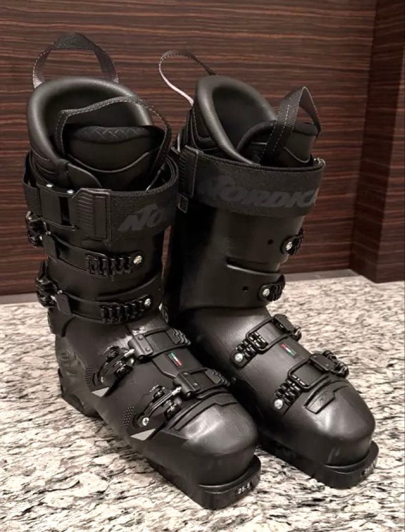 MAVERICK FIGURES CLASSICAL LINE 157