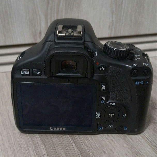 EOS KISS X4 本体 標準レンズ、ズームレンズセット