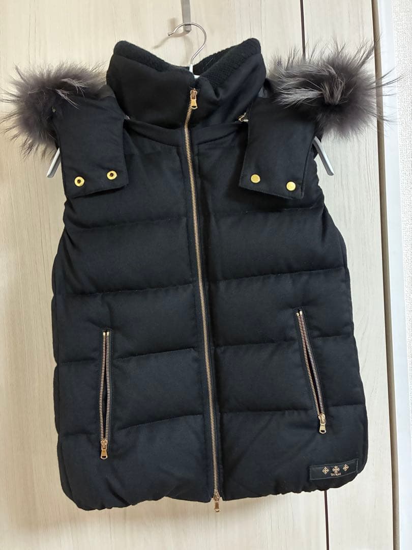 TATRAS☆ LUSERA ダウンジャケット ブラック ファー 02 TATRAS（タトラス） ダウンジャケット ファーフード LTA-4218 02サイズ