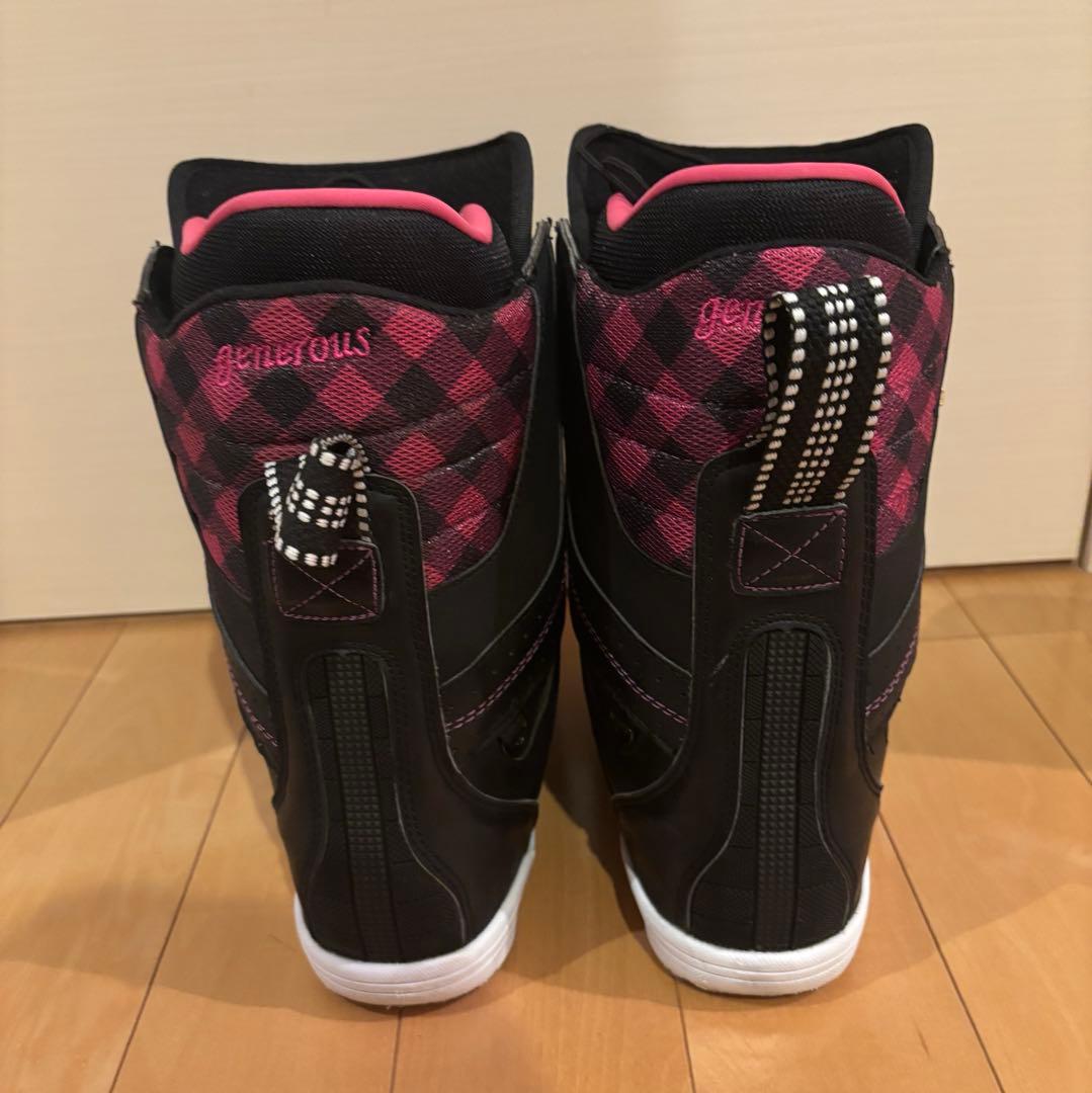 KissMark スノーボードブーツ ブラック/ピンク - メルカリ