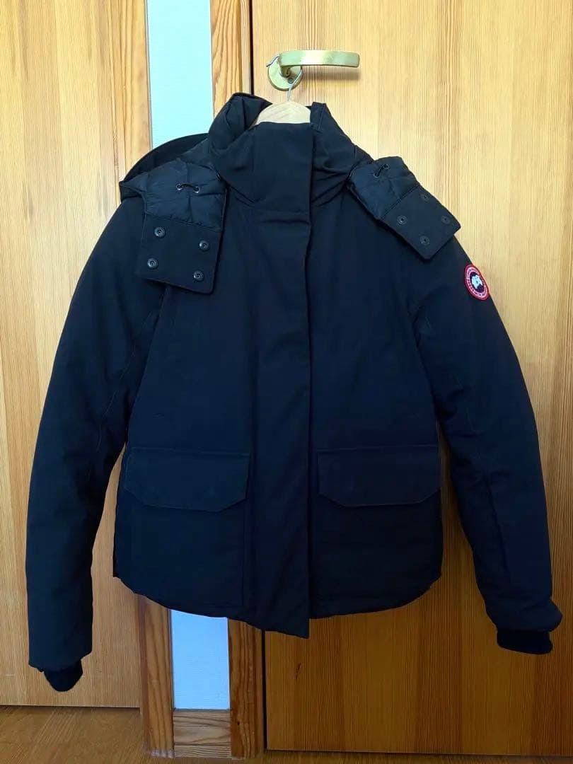 N*N様   ブラック ダウンジャケット　フード取り外し可 ANY（エニィ） ダウンコート ダウンジャケット 「フード取り外し可能