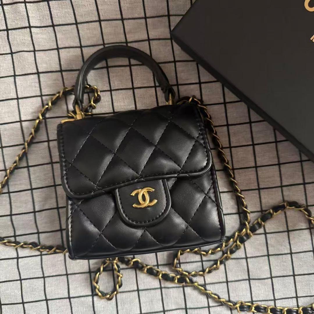 シャネル ショルダーバッグ ノベルティ ブラック - メルカリ