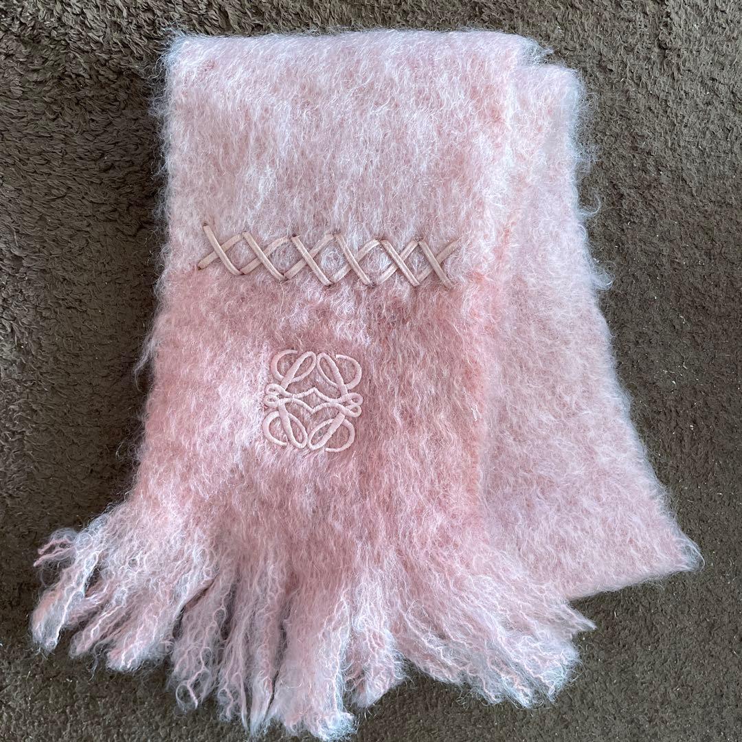 ロエベ モヘアマフラー ベビーピンク - メルカリ