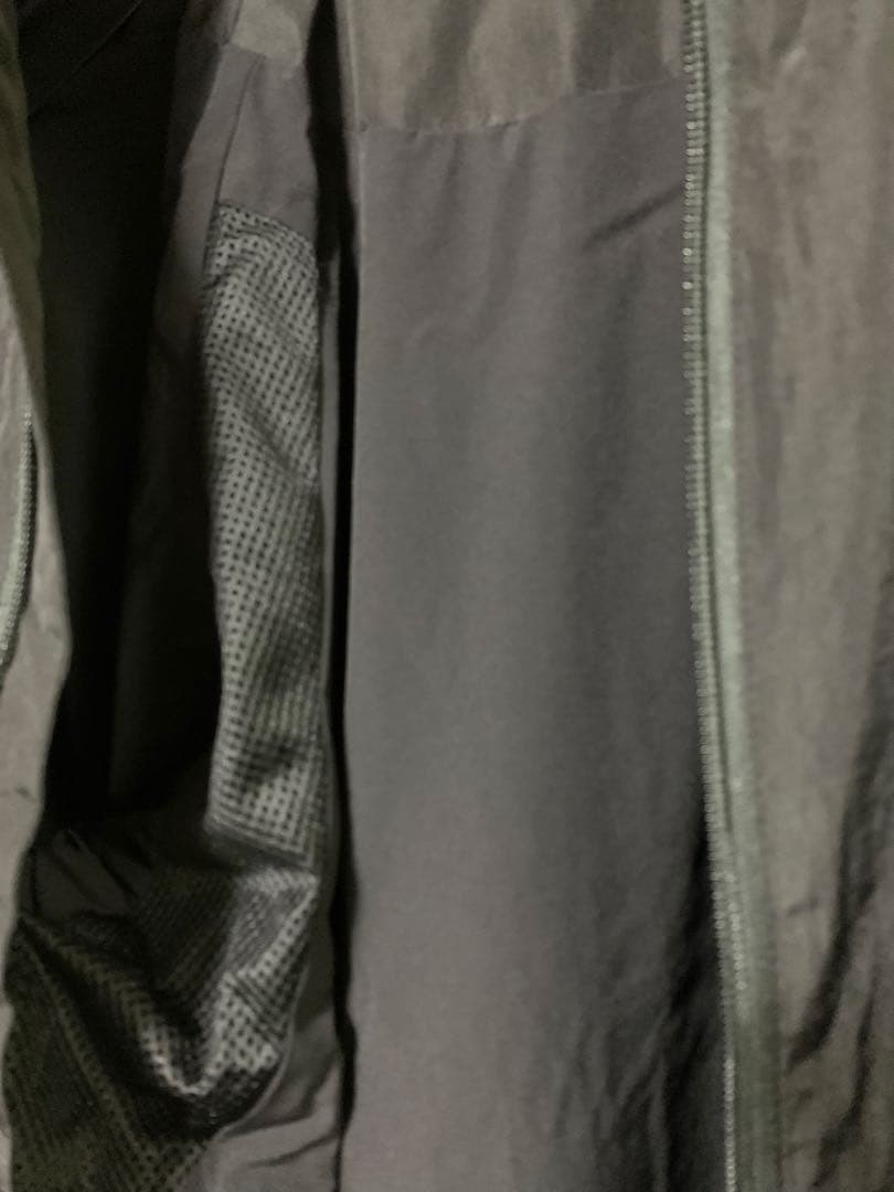 ★断捨離出品中★　 ウインドブレイカー　XL 新品