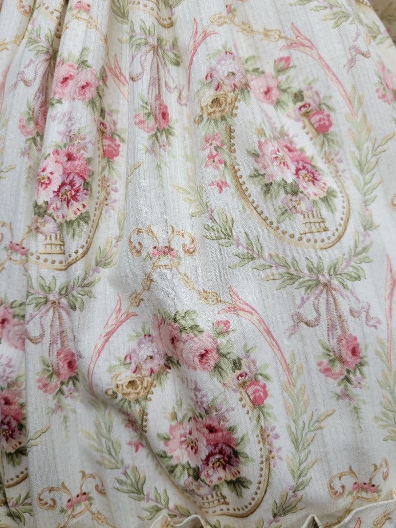 2006【BABY, THE STARS SHINE BRIGHT】花柄スカート - メルカリ